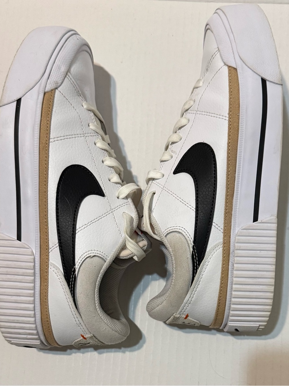 Nike Women's Platform Sneakers in White, Beige and Black - Picture 4 of 5
